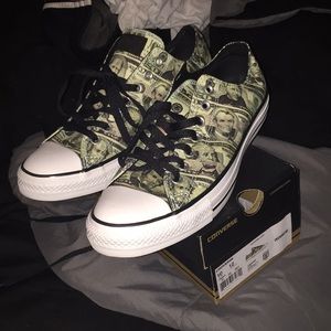 Money print converse